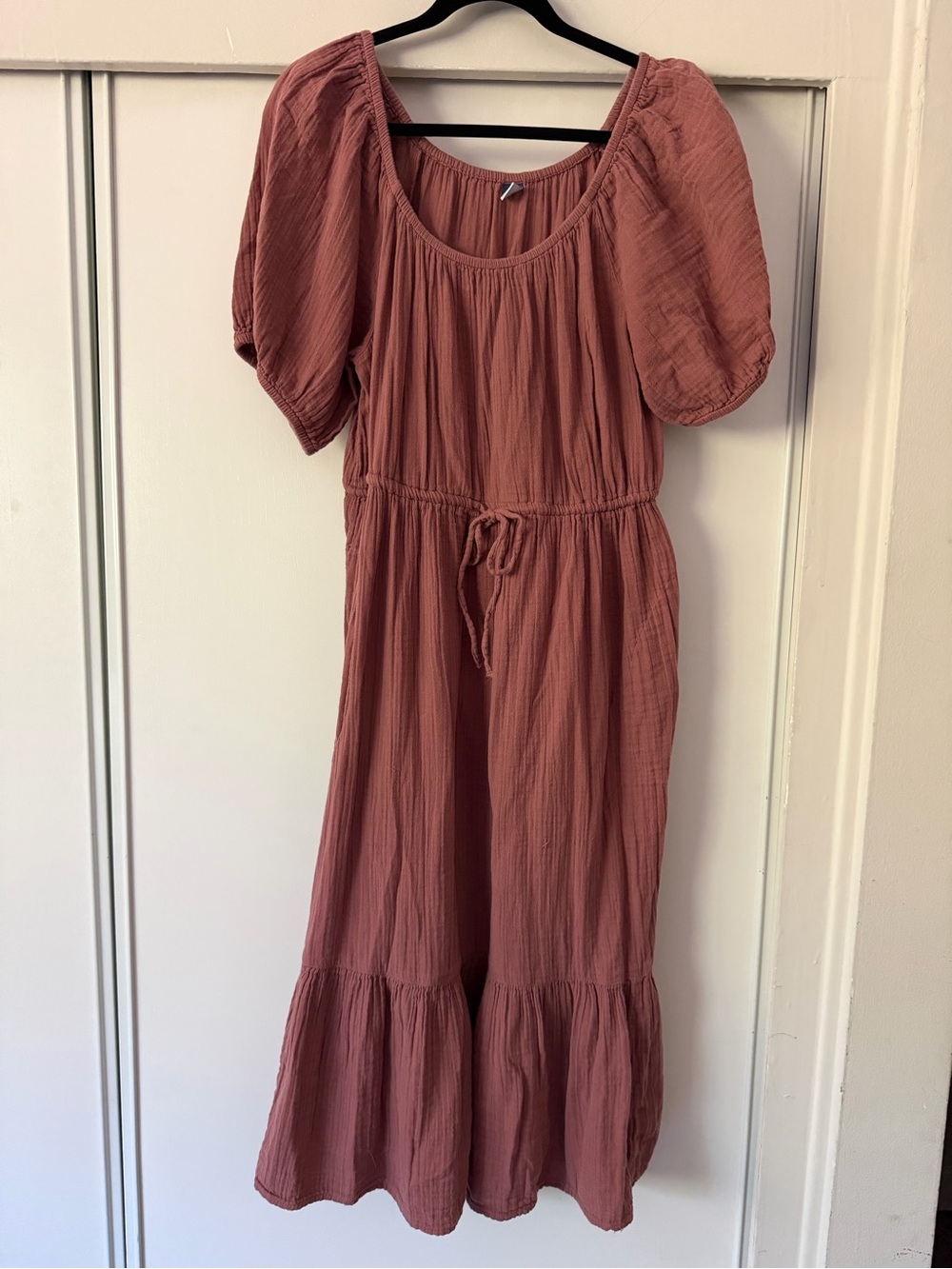 Old Navy Dusty Rose Midi Dress with Puff Sleeves